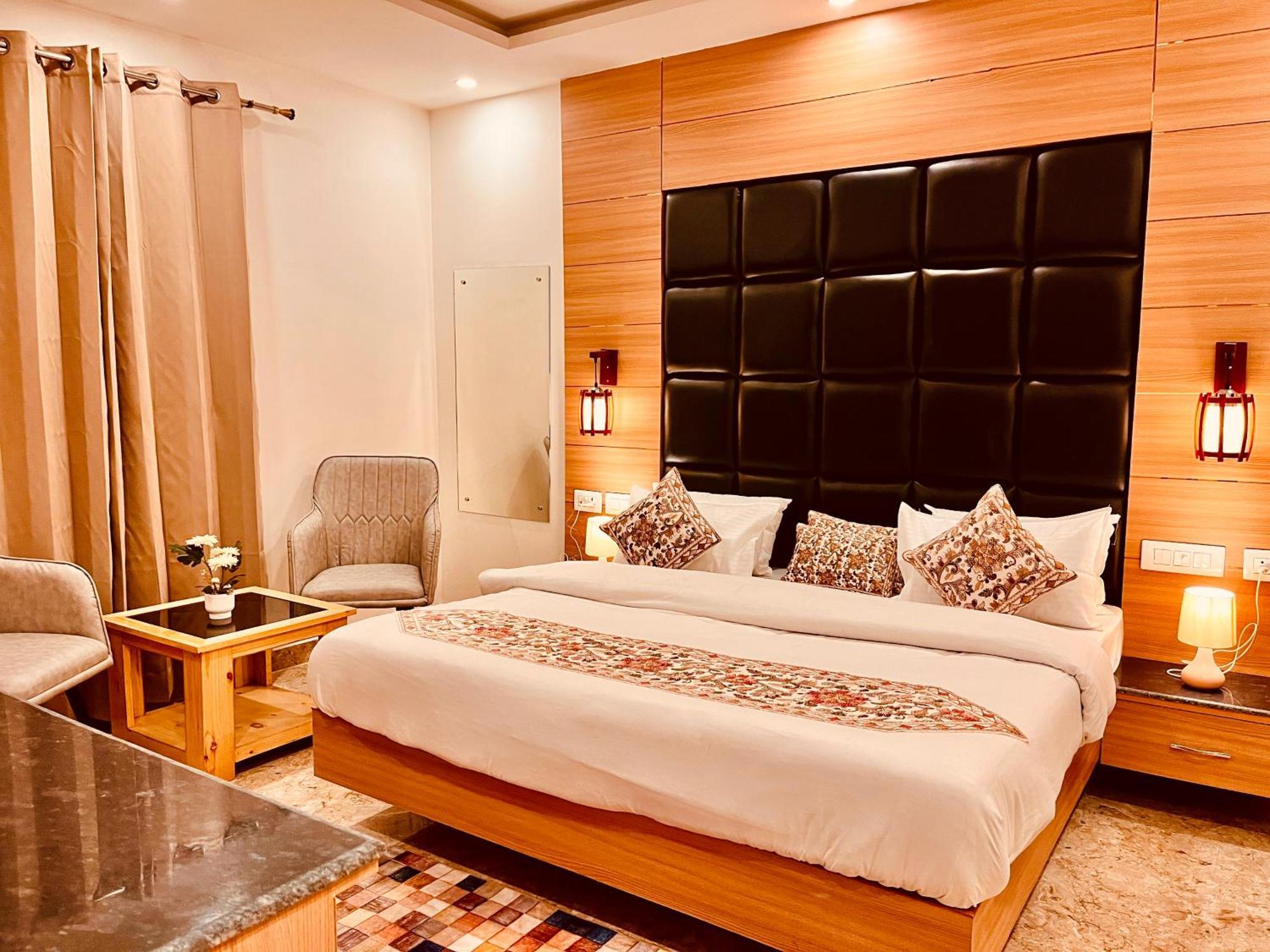 Hotel Hill View, Mussoorie - Near Jw Marriott Mussoorie, M 77377-32479 Eksteriør bilde