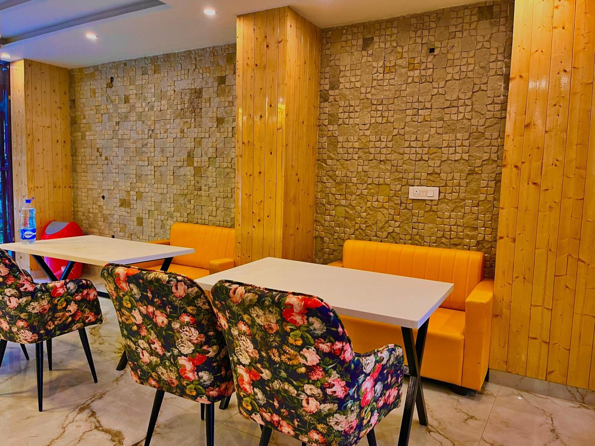 Hotel Hill View, Mussoorie - Near Jw Marriott Mussoorie, M 77377-32479 Eksteriør bilde