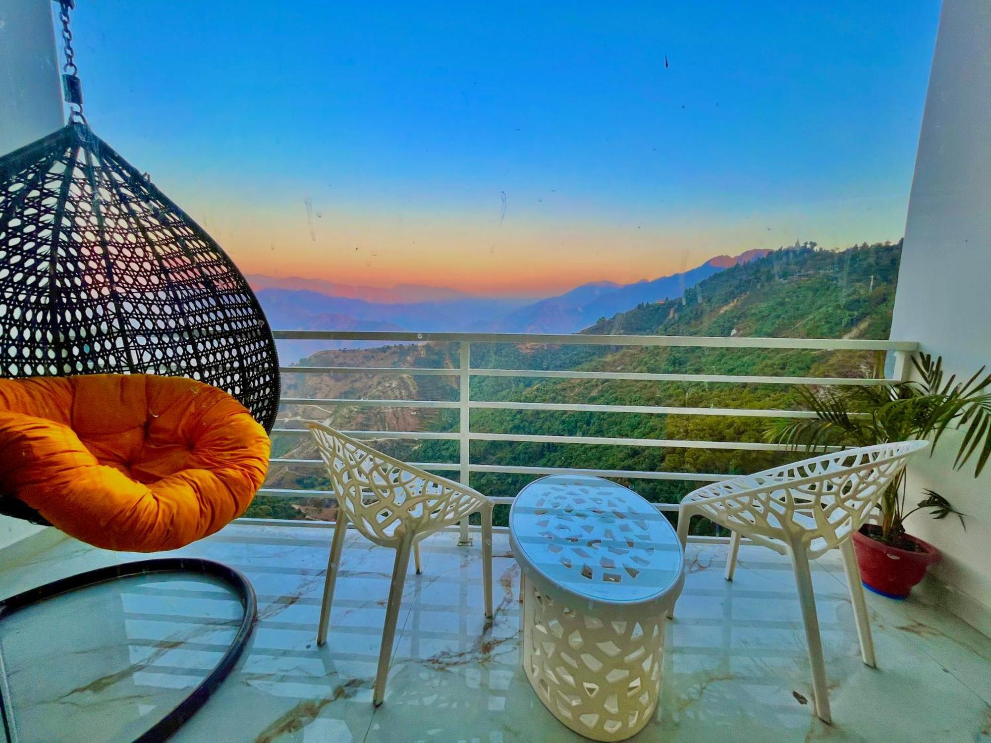 Hotel Hill View, Mussoorie - Near Jw Marriott Mussoorie, M 77377-32479 Eksteriør bilde