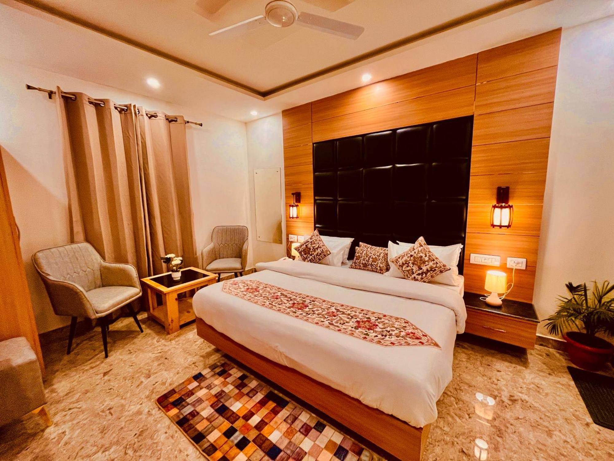 Hotel Hill View, Mussoorie - Near Jw Marriott Mussoorie, M 77377-32479 Eksteriør bilde